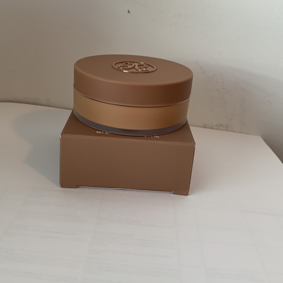 ANASTASIA BEVERLY HILLS Cream Bronzer in Amber - Picture 2 of 7